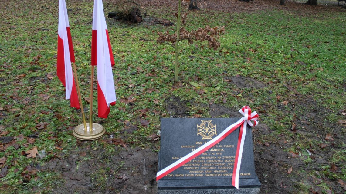 Odsłonięcie tablicy upamiętniającej ppor. Tadeusza Jänicha.
