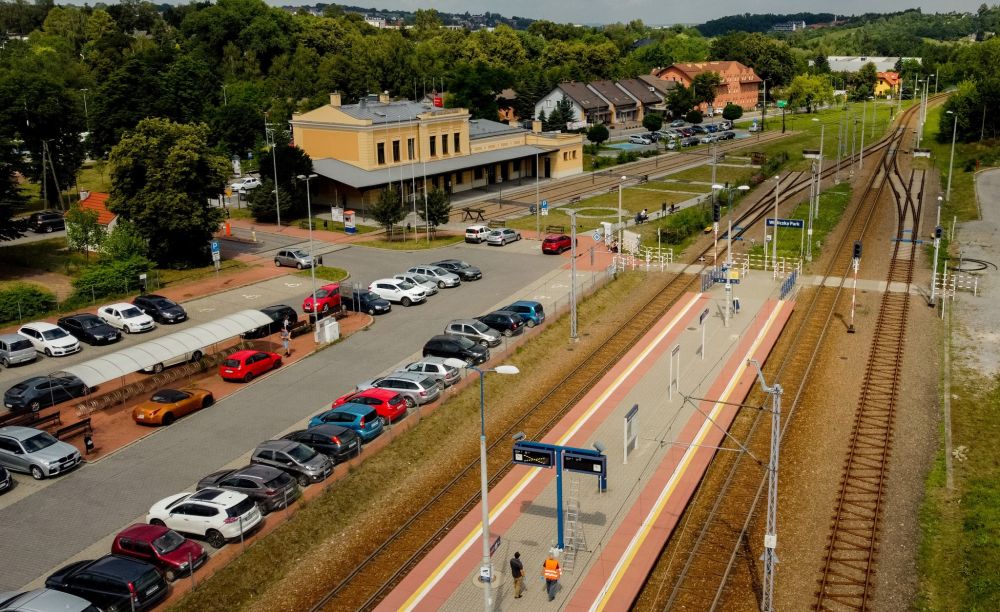 Dofinansowanie na rozwój parkingów i miejsc przesiadkowych w Wieliczce.