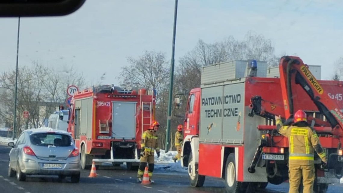 Kolizja pojazdów w Krakowie.