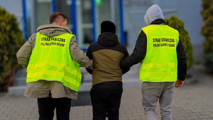 7 cudzoziemców z decyzjami o zobowiązaniu do powrotu