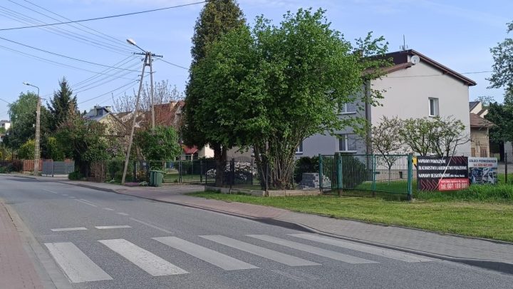 Potrącenie małoletniego rowerzysty przez samochód osobowy.