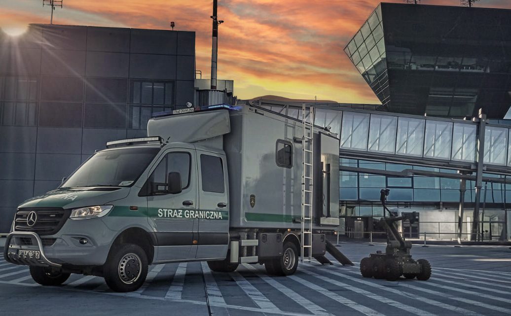 Głupi żart o bombie na lotnisku Kraków Airport! Głupi żart o bombie na lotnisku Kraków Airport!