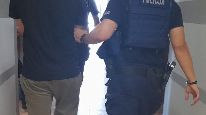 Oświęcim. Policjanci zatrzymali sprawcę kradzieży rozbójniczej!