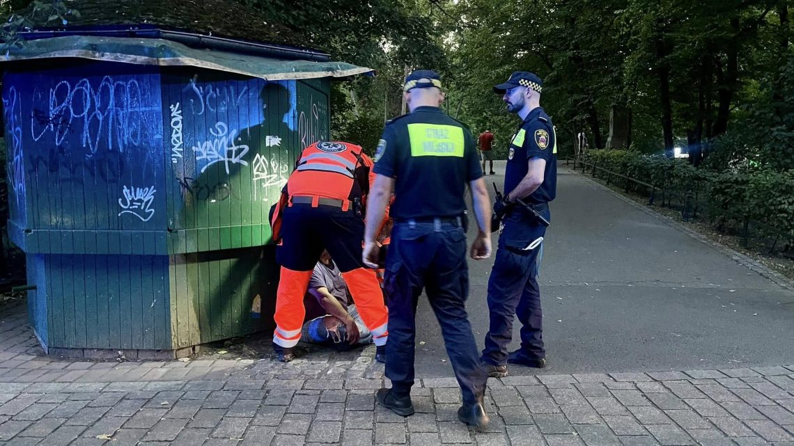 Nocne działania straży miejskiej: 147 wykroczeń w centrum i na Bulwarach Wiślanych! Nocne działania straży miejskiej: 147 wykroczeń w centrum i na Bulwarach Wiślanych!