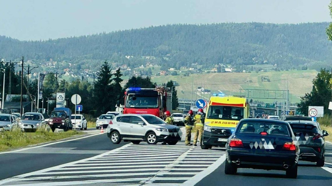 Wypadek na ul. Krakowskiej w Nowym Targu. Wypadek na ul. Krakowskiej w Nowym Targu.