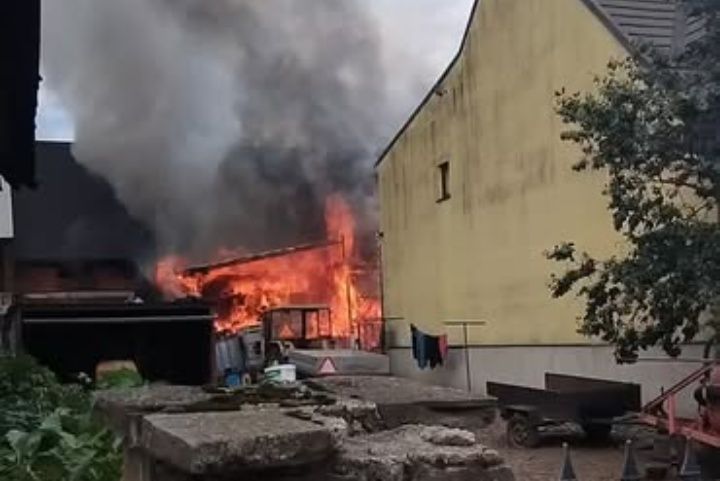 Pożar budynku gospodarczego w Czarnym Dunajcu!