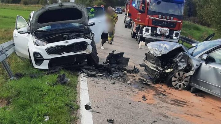 Załuczne/Piekielnik: Zderzenie dwóch samochodów, droga całkowicie zablokowana!