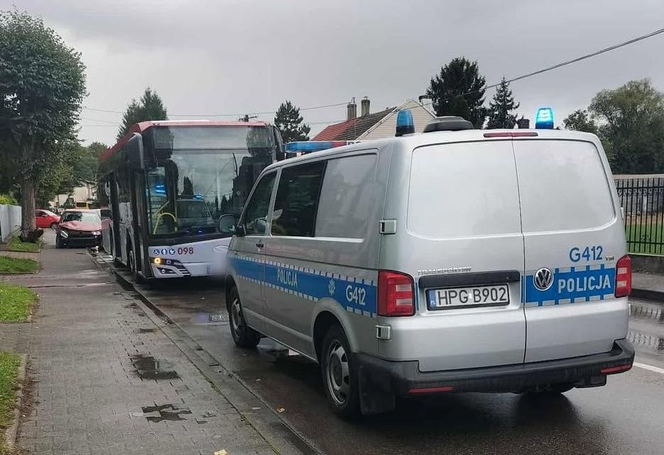 Kolizja na ul. Sobieskiego w Kętach – utrudnienia w ruchu.