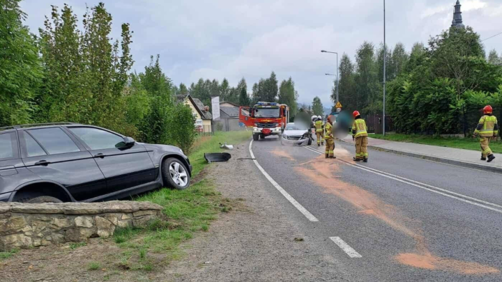 Lubień: Zderzenie dwóch samochodów osobowych!