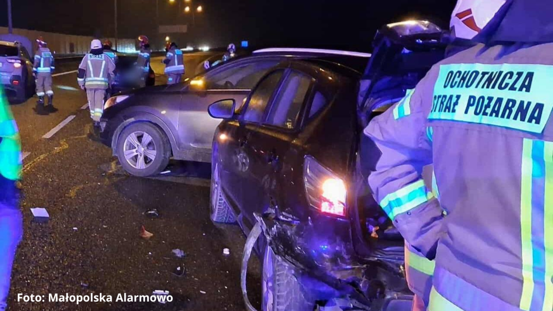 Lubień: zderzenie czterech aut na S7. Droga w kierunku Krakowa zablokowana!