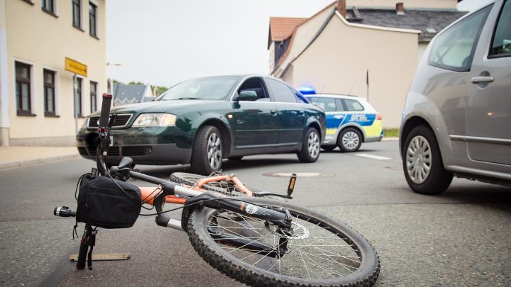 Dwóch nietrzeźwych rowerzystów zatrzymanych przez policjantów z Wadowic.