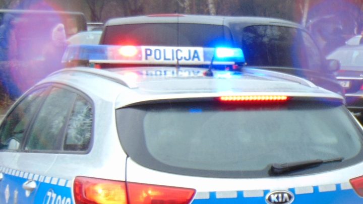 Wzruszająca akcja w markecie! Policjanci zamiast kary wyciągnęli portfel.