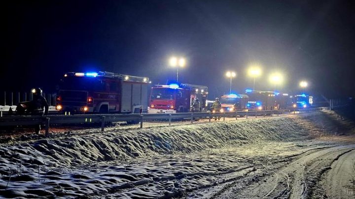 Karambol, setki poszkodowanych i nocny mróz. Realistyczne ćwiczenia Mayday’25 na obwodnicy Oświęcimia.