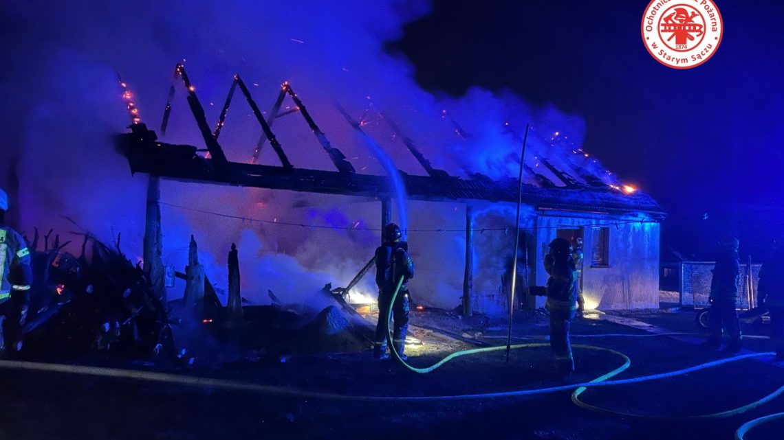Pożar budynku gospodarczego w Łazach Biegonickich.