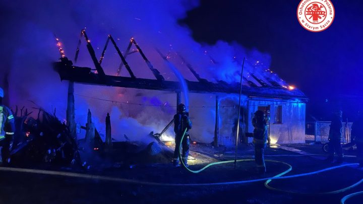 Pożar budynku gospodarczego w Łazach Biegonickich.