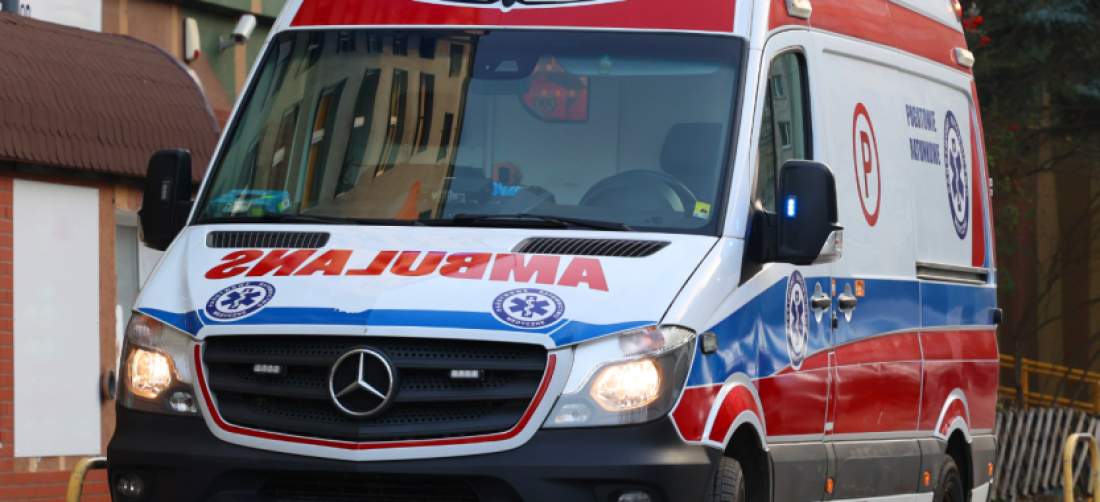 Oświęcim: Siłowe wejście do mieszkania. 88-letnia seniorka potrzebowała pilnej pomocy!