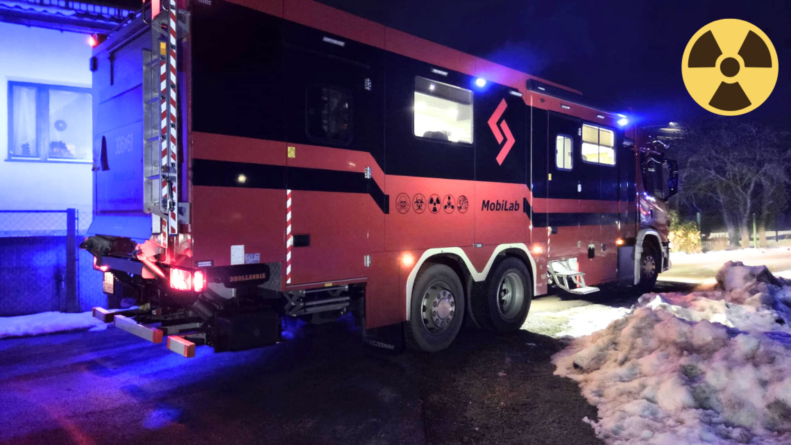 Tajemnicza substancja w gospodarstwie. Interweniowała jednostka chemiczna z Krakowa