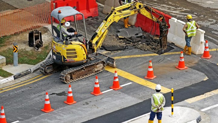 Małopolska z nowymi inwestycjami drogowymi, kanalizacyjnymi i wsparciem dla straży gminnych.