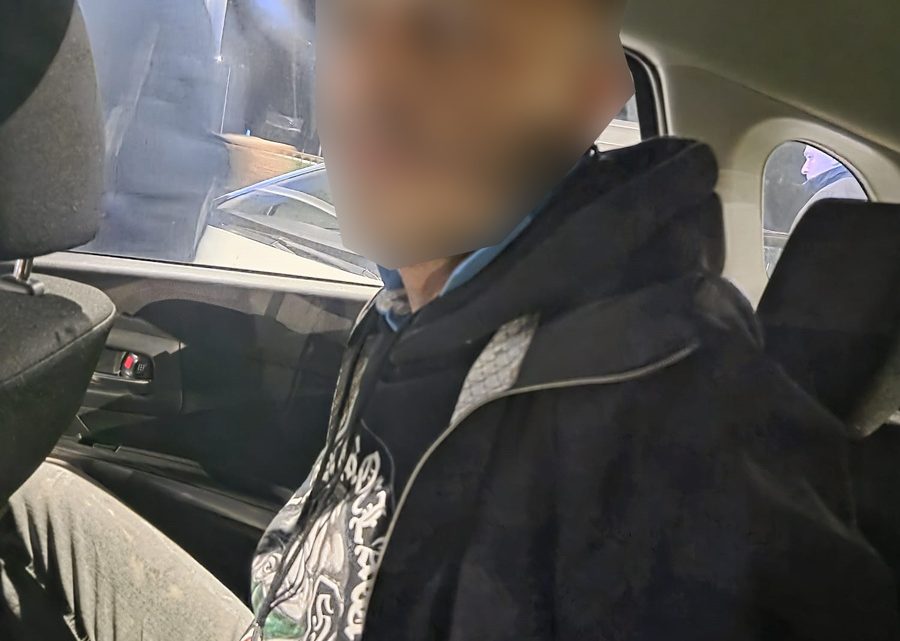 Uciekał taksówkami przez pół Polski. Wpadł ze złotem i gotówką!