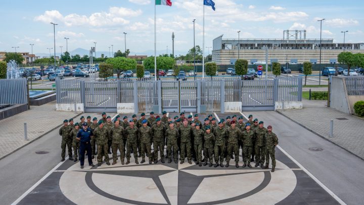 Żołnierze 2 Korpusu Polskiego szlakiem gen. Andersa. Historyczna podróż pamięci przez Monte Cassino, Ankonę i Bolonię.