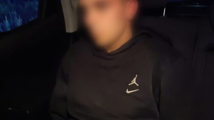 Małopolscy policjanci rozbili grupę oszustów. Cztery osoby zatrzymane po akcjach w Opolu i Krakowie!