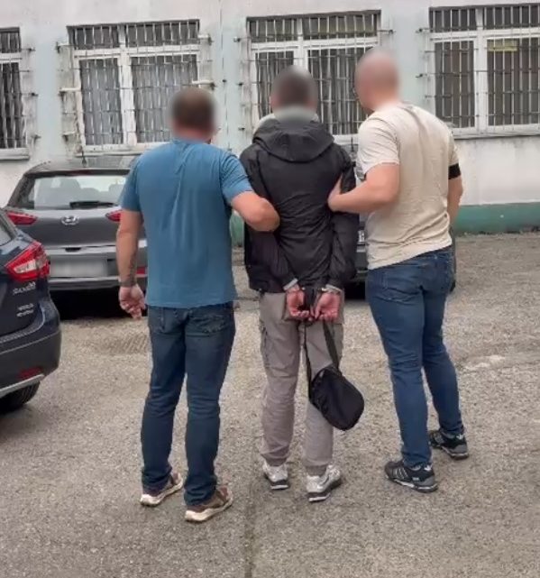 „Tajny księgowy” z Ukrainy zatrzymany w Krakowie. 20-latek odebrał kobiecie ponad 170 tys. zł