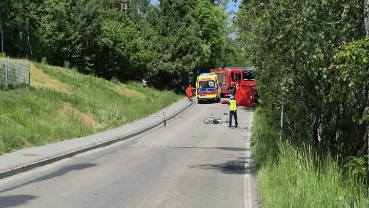 Tragiczny wypadek w Uniszowej. Nie żyje rowerzystka.
