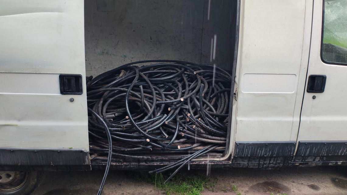 Ukradł niemal tonę miedzianych kabli. Straty oszacowano na 300 tys. zł.