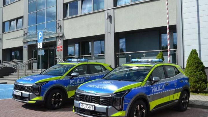 Nowe radiowozy dla małopolskiej Policji. Do garnizonu trafi łącznie 59 pojazdów.