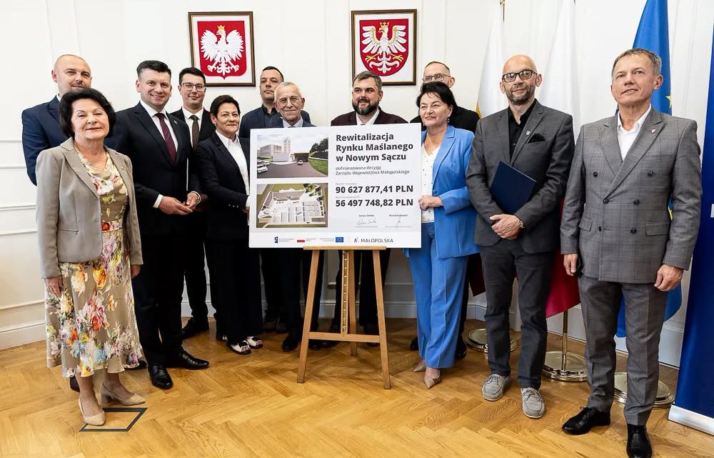 Rusza rewitalizacja Rynku Maślanego w Nowym Sączu. Podpisano umowę na realizację inwestycji.