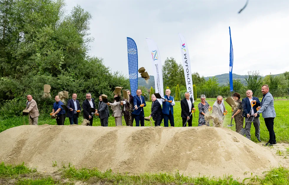 Ruszyła budowa obwodnicy Łącka. Inwestycja za ponad 100 mln zł ma odciążyć centrum miejscowości.