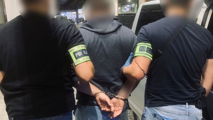 Fałszywa policjantka i milion złotych. Seniorce odebrano oszczędności życia.