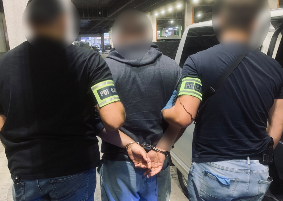 Fałszywa policjantka i milion złotych. Seniorce odebrano oszczędności życia.