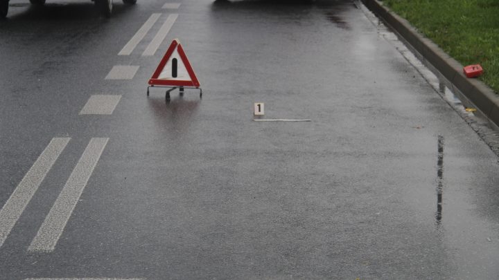 Oświęcim.  Kolizja drogowa. Zderzenie dwóch samochodów osobowych.
