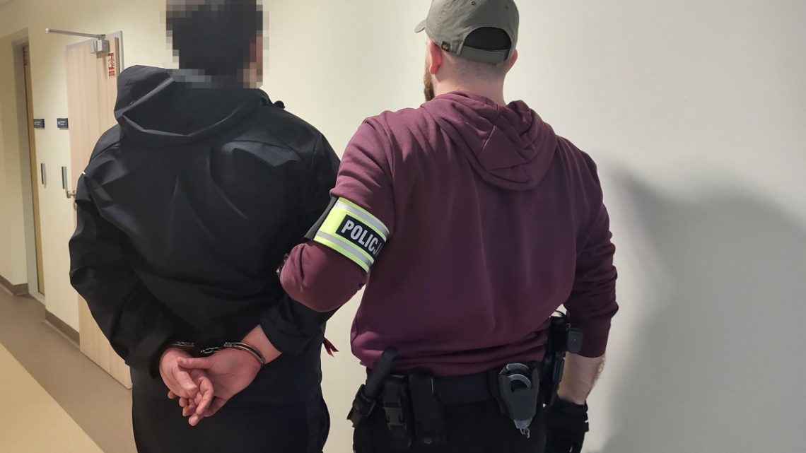 Podejrzany o pedofilię 25-latek zatrzymany przez kryminalnych z powiatu krakowskiego.