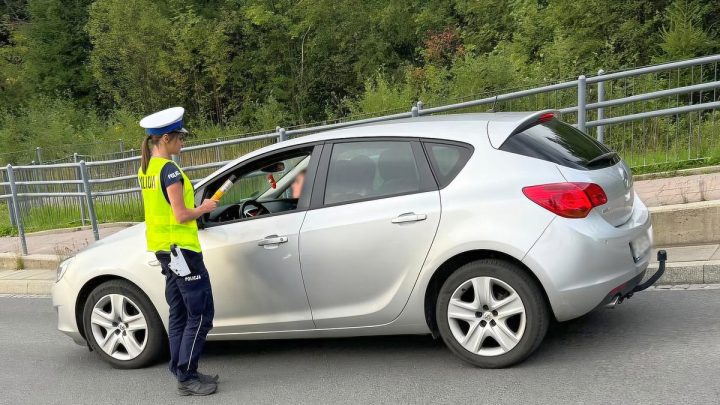 W 2 godziny zatrzymali na tej samej drodze 3 kierowców po alkoholu.