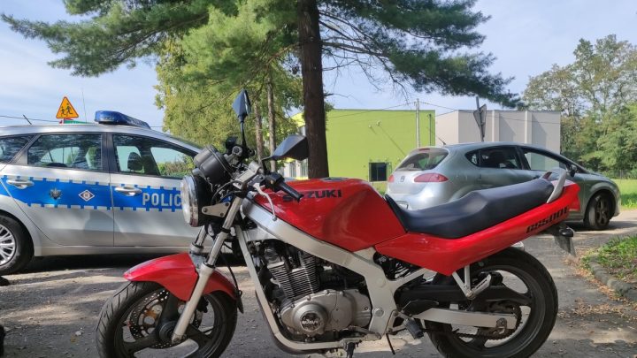 Podczas akcji „Bezpieczna droga do szkoły” oświęcimscy policjanci zatrzymali nietrzeźwego motocyklistę.