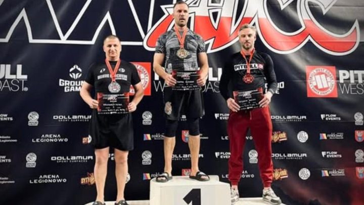 Naczelnik Wydziału Prewencji wicemistrzem Polski w brazylijskim Ju-Jitsu.