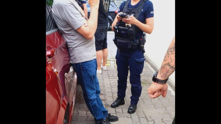 Kraków: 62-latek zatrzymany za podejrzenie pedofilii. Pomogła Grupa Reagowania-Anioły Dzieciom.
