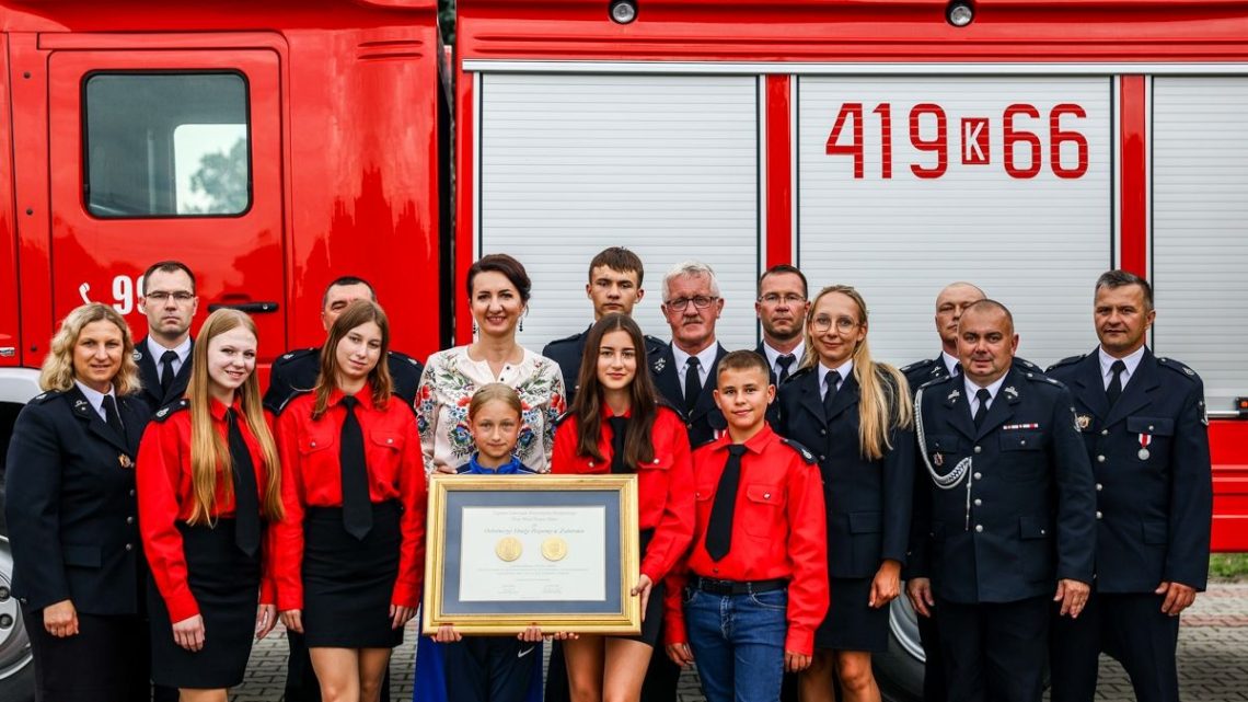 OSP Zaborów świętuje 120-lecie istnienia – jednostka uhonorowana Złotym Medalem Polonia Minor.