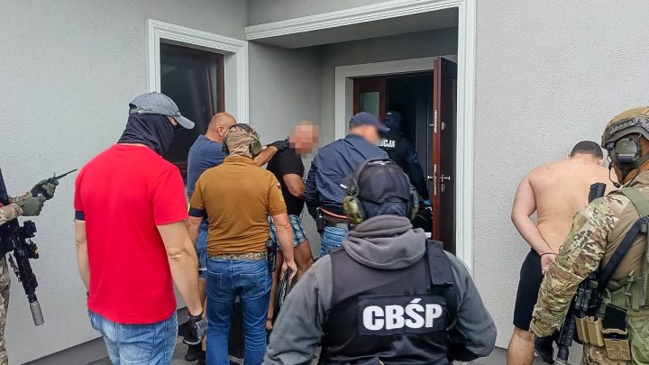 „Tytoniowe imperium” rozbite! Straty państwa gigantyczne – 370 mln zł !