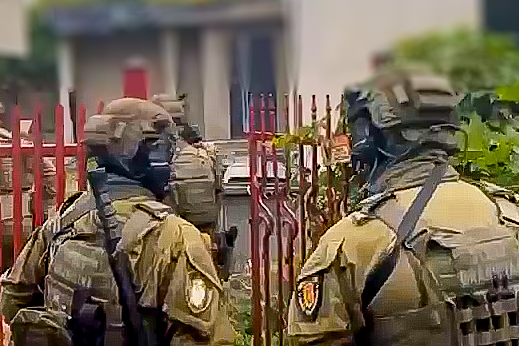 Tarnów / Nowy Sącz. Zatrzymani za handel ludźmi i oszustwa wobec cudzoziemców (wideo).