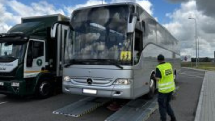 Akcja „Bezpieczny autokar” – sypnęło mandatami…