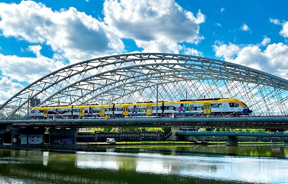 Pierwsze pociągi pojadą z Nowego Sącza do Marcinkowic. To początek nowego etapu dla kolei w Małopolsce.