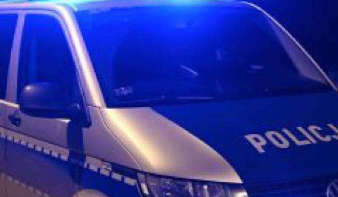 Skradziony motocykl, pościg i atak z nożem. 34-latek usłyszał poważne zarzuty.