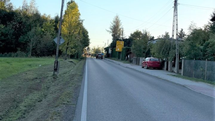 Motocyklista zderzył się z sarną. 64-latek trafił do szpitala.