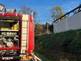 Dwa pożary w Podsarniu. Policjanci zatrzymali 54-letniego mężczyznę.